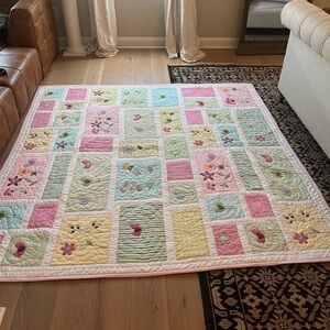 Pottery Barn vintage Kids embroidered Patchwork Quilt daisy garden birds floral